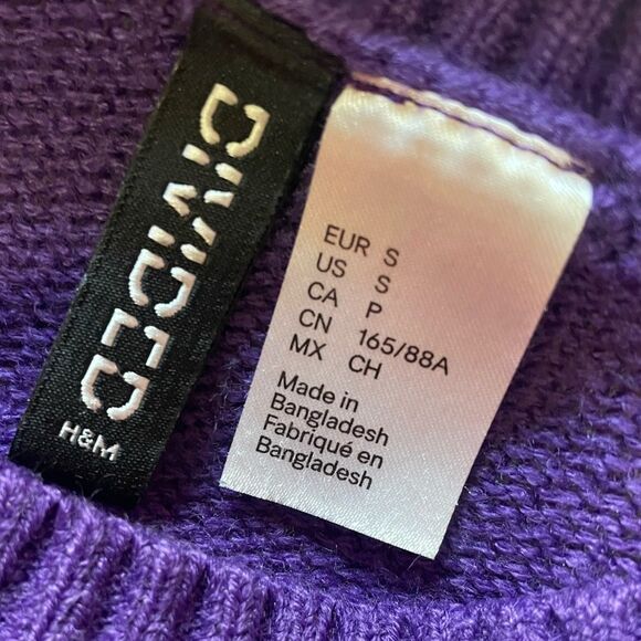 H&M Crewneck Graphic Long Sleeve Sweater Womens Size S - Picture 4 of 4